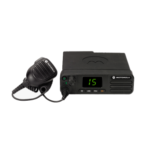 EQUIPO RADIO DIGITAL MOVIL DMR MOTOROLA DGM8000e